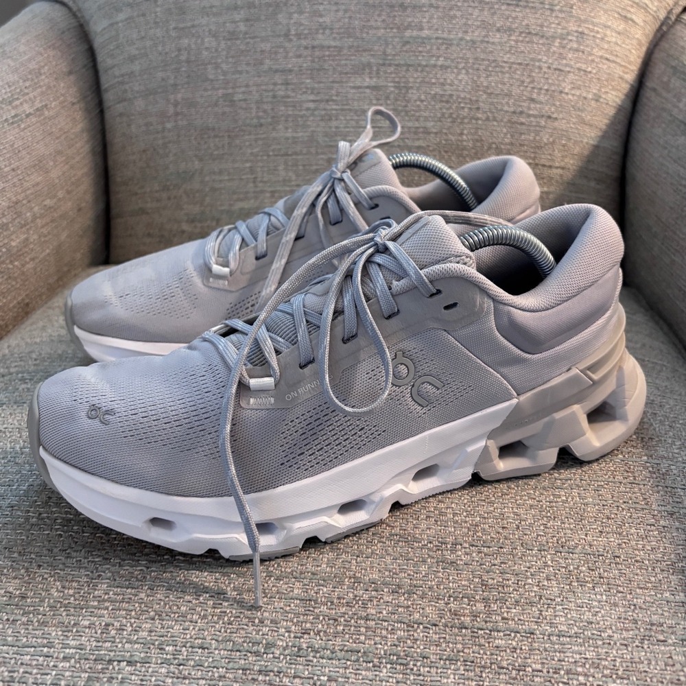 On Cloudflyer 4 Mens Grey White Running Shoes Sneakers 3ME30012774 US 10
